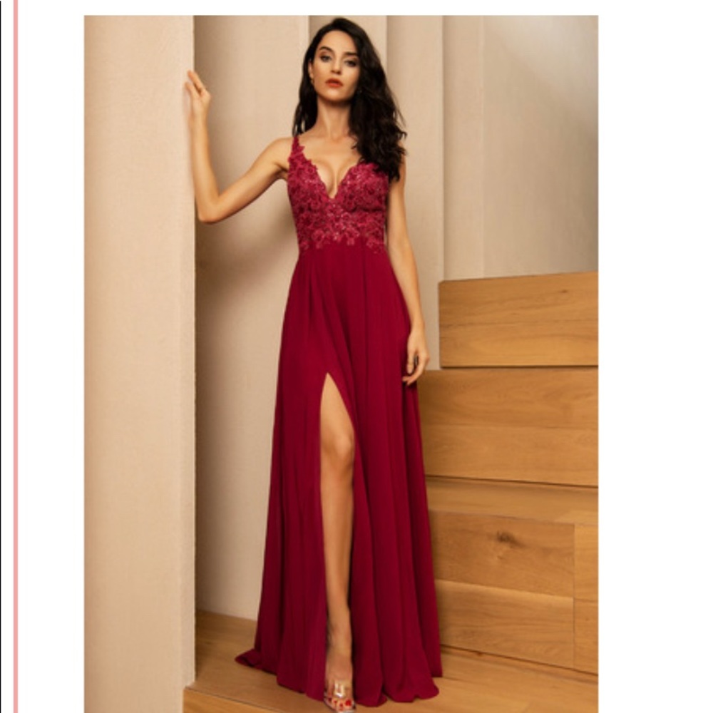 JJS HOUSE BURGUNDY DRESS NWT SIZE 10